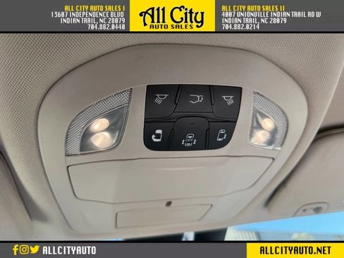 Used 2020 Chrysler Voyager Lxi image 26