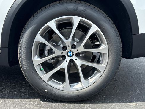 Used 2026 BMW X5 xDrive40i image 12