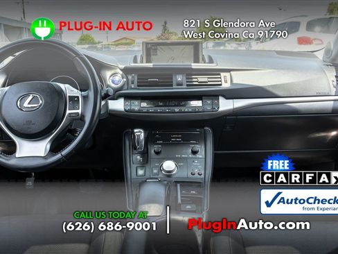 Used 2013 Lexus CT 200h w/ Leather Pkg FWD image 1