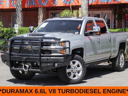 Used 2019 Chevrolet Silverado 2500 LTZ w/ Duramax Plus Package AWD/4WD image 3