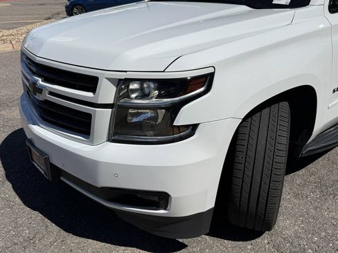 Used 2019 Chevrolet Suburban Premier AWD/4WD image 15
