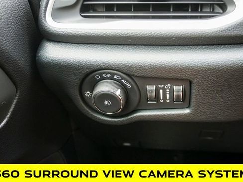 New 2026 Chrysler Pacifica Select w/ S Appearance Package image 27