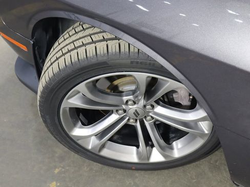 Used 2020 Dodge Challenger R/T RWD image 39