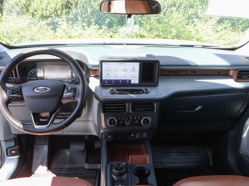 Used 2024 Ford Maverick Lariat AWD/4WD image 30