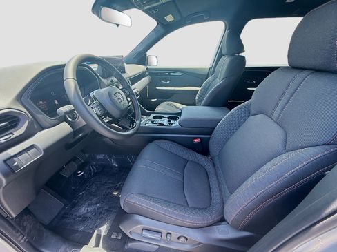 New 2026 Honda Pilot Sport image 17