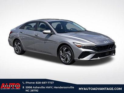 Used 2025 Hyundai Elantra SEL