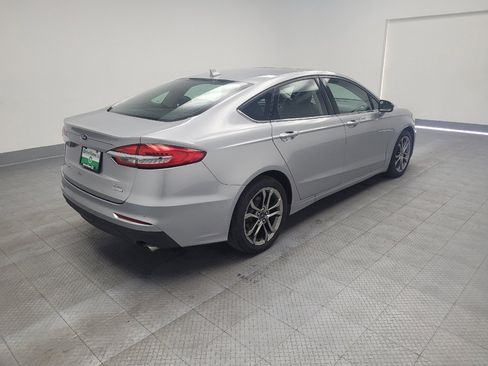 Used 2020 Ford Fusion SEL image 9