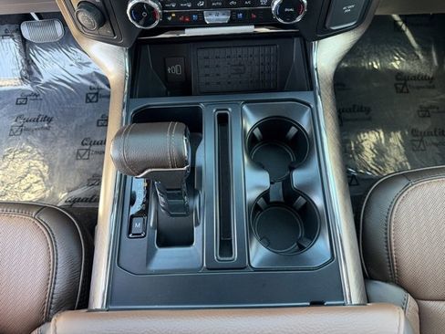 Used 2025 Ford F150 King Ranch w/ FX4 Off-Road Package image 19