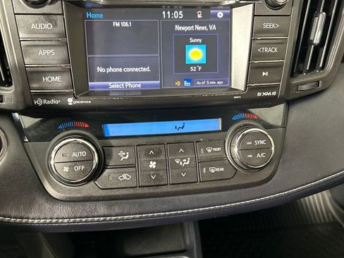 Used 2018 Toyota RAV4 XLE image 13
