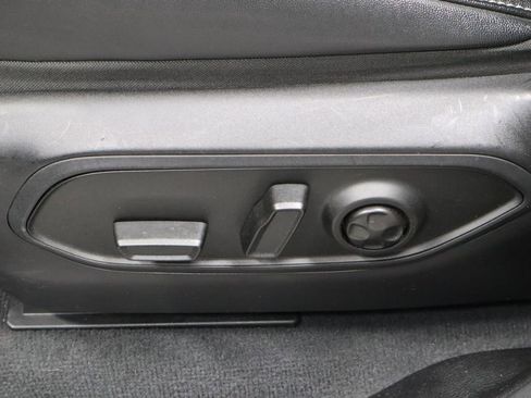 Used 2023 Jeep Grand Cherokee Altitude image 28