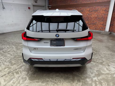 Certified 2025 BMW X1 xDrive28i AWD/4WD image 4