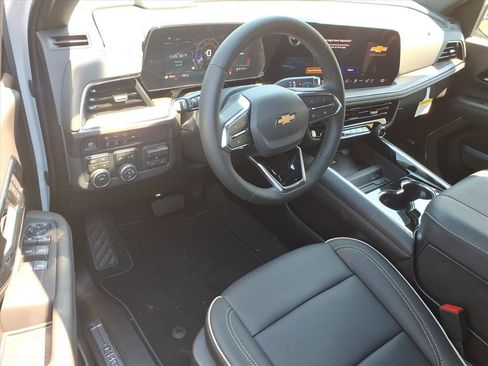 New 2026 Chevrolet Tahoe Premier w/ Sun And Tow Package AWD/4WD image 9