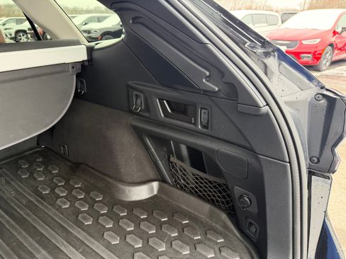 Used 2021 Subaru Outback Touring XT image 17