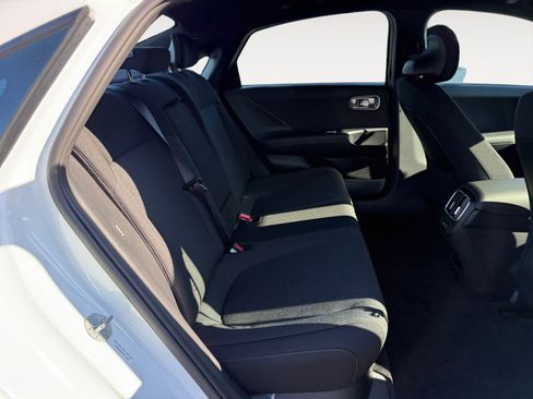 New 2025 Hyundai Ioniq 6 SE image 18