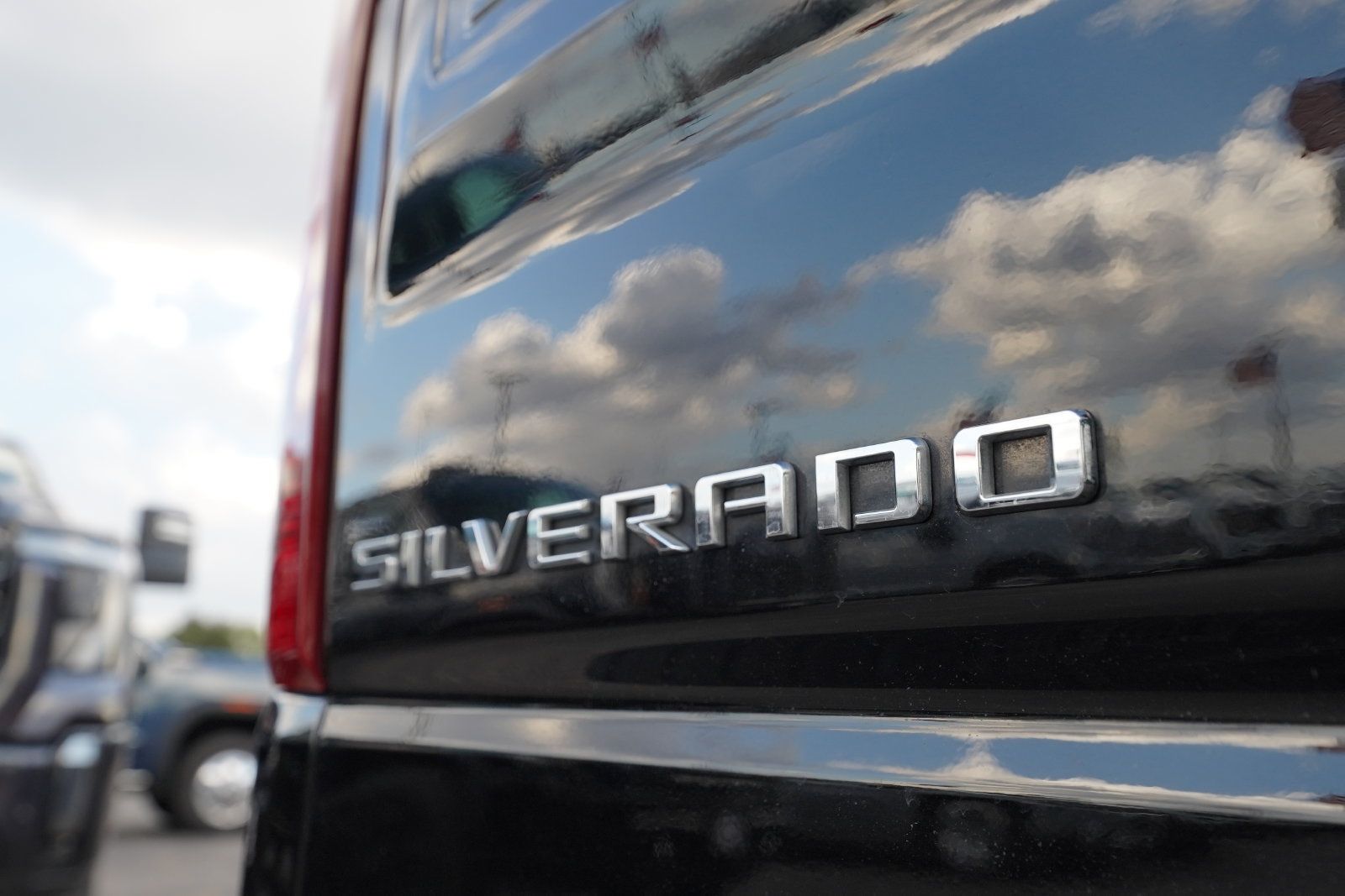 Used 2025 Chevrolet Silverado 1500 W/T w/ WT Value Package RWD image 21