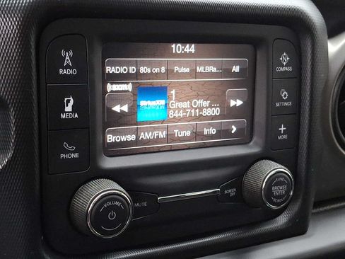 Used 2018 Jeep Wrangler Unlimited Sport S AWD/4WD image 14