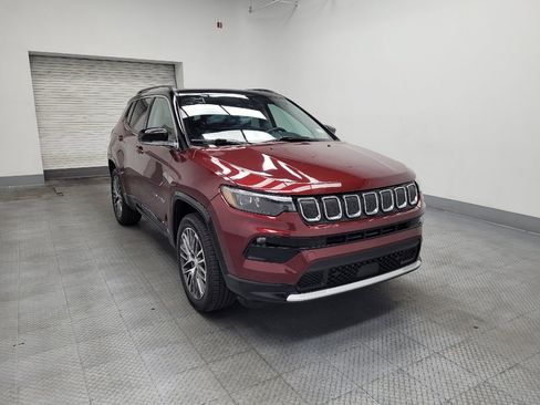 Used 2022 Jeep Compass Limited w/ Elite Group AWD/4WD image 13