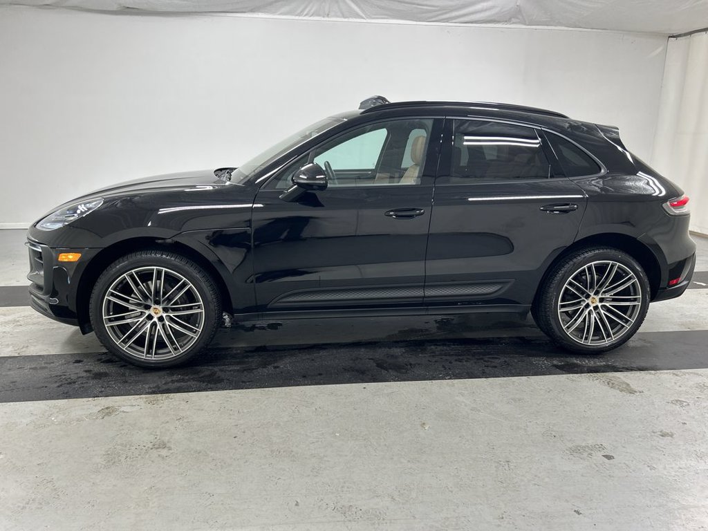 Used 2026 Porsche Macan AWD/4WD image 6