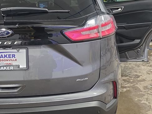 Used 2024 Ford Edge SEL image 31
