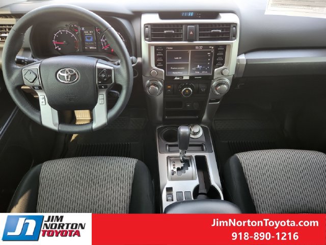 Used 2023 Toyota 4Runner SR5 AWD/4WD image 25