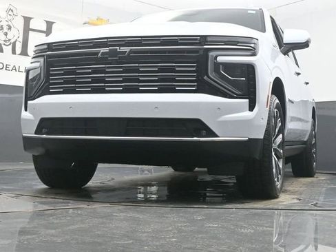 New 2026 Chevrolet Suburban High Country image 35