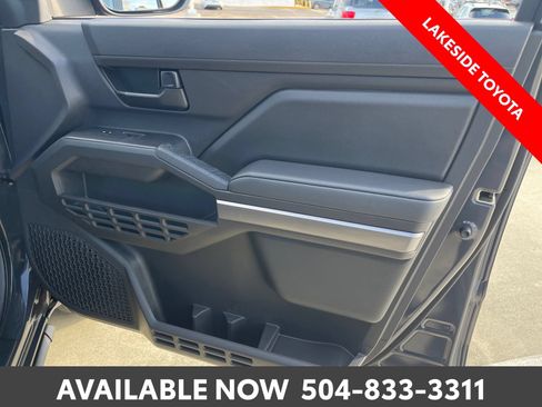Certified 2026 Toyota Tacoma SR5 AWD/4WD image 19
