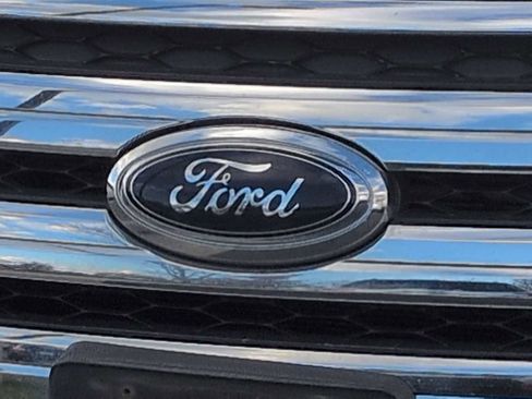 Used 2013 Ford Edge SEL image 12