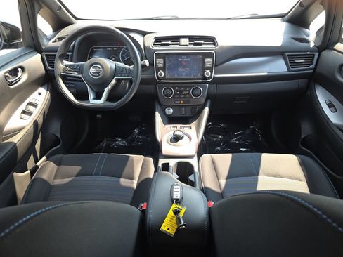 Used 2022 Nissan Leaf S FWD image 13