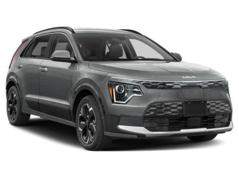Used 2023 Kia Niro Wind w/ Wind Preserve Package FWD image 9