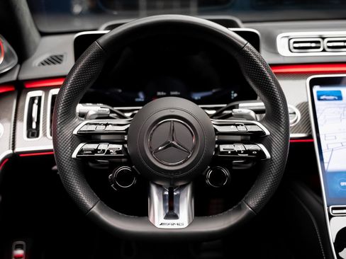 Used 2025 Mercedes-Benz S 63 AMG S image 46