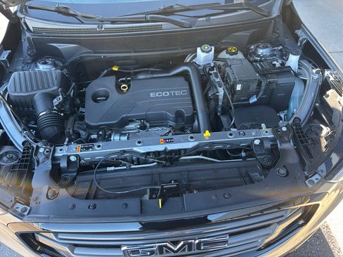 Used 2020 GMC Terrain SLE w/ Driver Convenience Package image 31