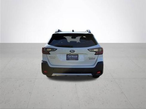 Used 2023 Subaru Outback Touring XT image 7