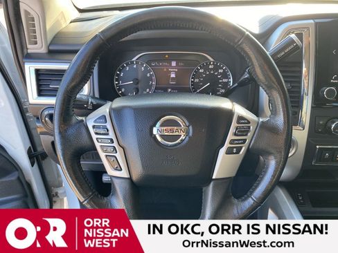 Used 2021 Nissan Titan SV w/ SV Convenience Package RWD image 23