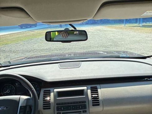 Used 2011 Ford Flex SEL w/ Rapid Spec Order Code image 13