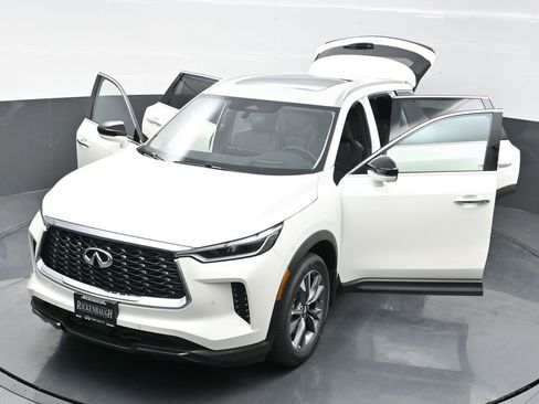 Used 2025 INFINITI QX60 Luxe w/ Vision Package image 44