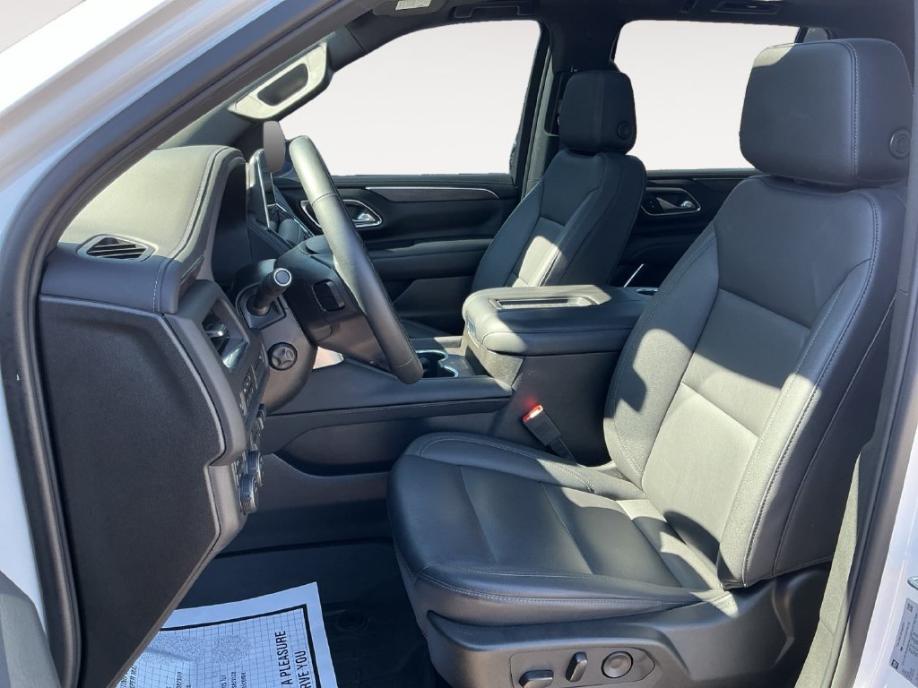 Certified 2023 Chevrolet Tahoe Z71 w/ Luxury Package AWD/4WD image 16