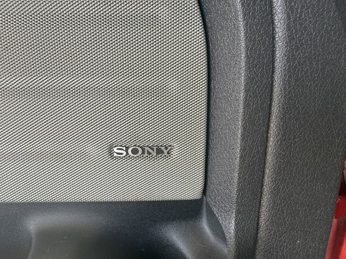 Used 2014 Ford F150 Platinum image 38