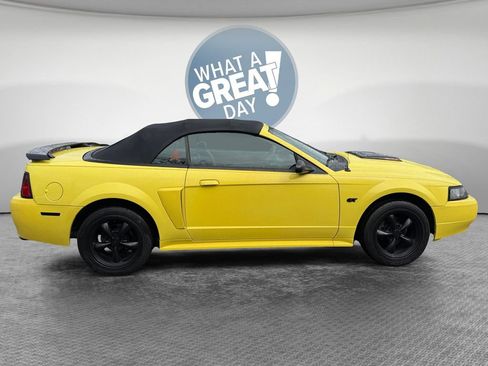 Used 2002 Ford Mustang GT image 2