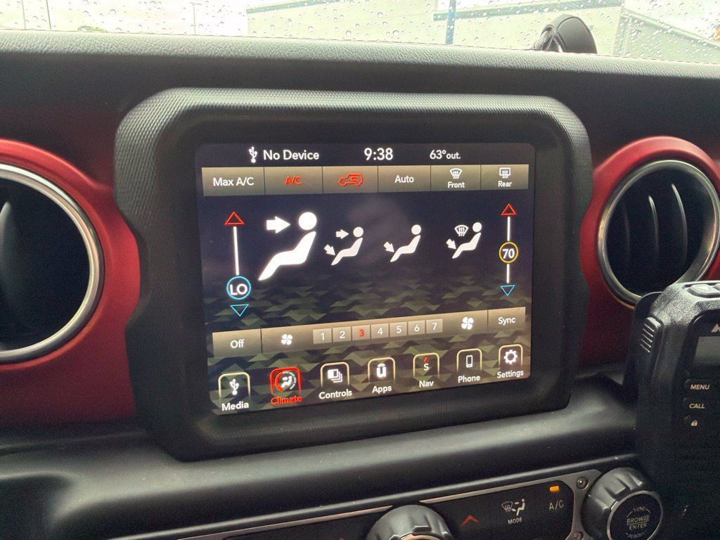 Used 2021 Jeep Wrangler Unlimited Rubicon AWD/4WD image 21
