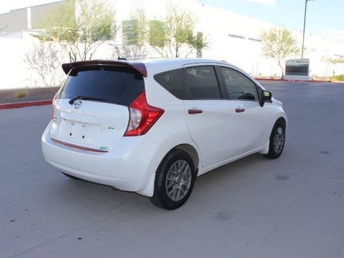 Used 2016 Nissan Versa Note SV FWD image 5