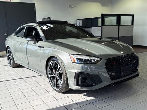 Used 2023 Audi S5 Premium Plus image 2