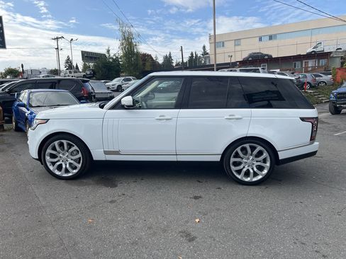 Used 2016 Land Rover Range Rover HSE image 2