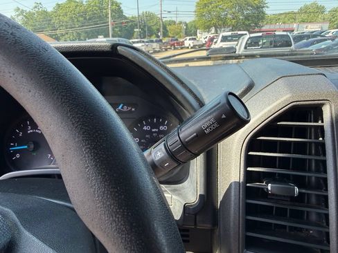 Used 2021 Ford F250 XL w/ Power Equipment Group AWD/4WD image 31