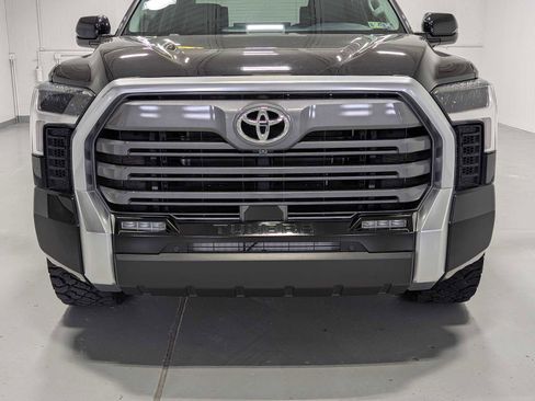 Used 2023 Toyota Tundra Limited image 2