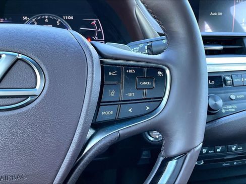 Used 2020 Lexus ES 350 w/ Premium Package image 23