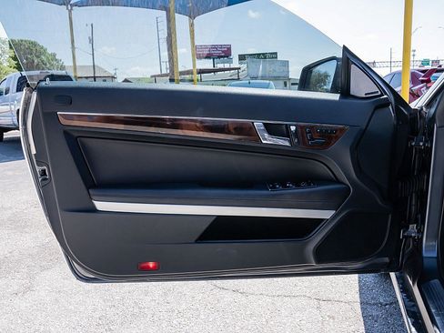 Used 2012 Mercedes-Benz E 350 Cabriolet image 16