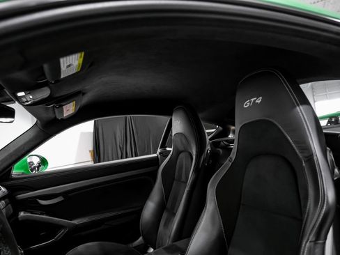 Used 2022 Porsche 718 Cayman GT4 RWD image 27