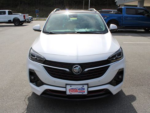Used 2020 Buick Encore GX Essence w/ Experience Buick Package image 8