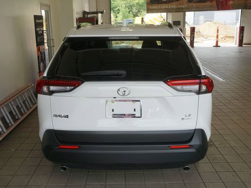 Certified 2025 Toyota RAV4 LE AWD/4WD image 14