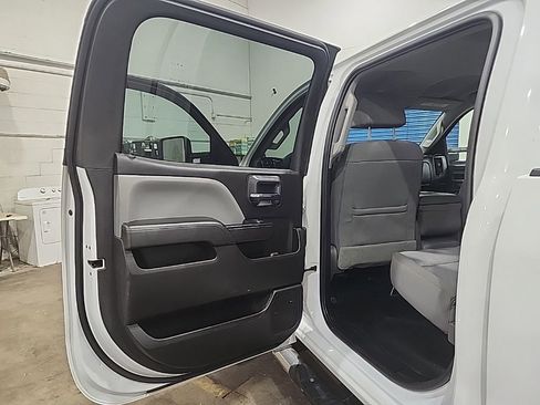 Used 2019 GMC Sierra 3500 4x4 Crew Cab w/ Sierra Convenience Package image 16